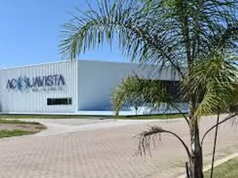 Oportunidad inmejorable de lote en Acquavista!!