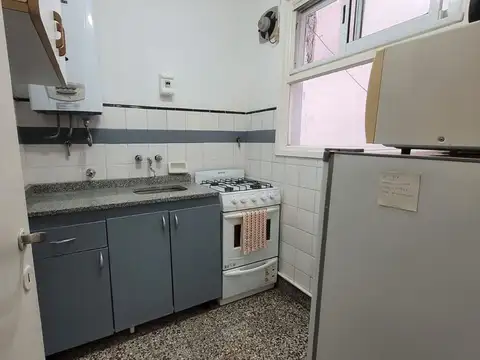 Alquiler Monoambiente con Cocina Separada - centro