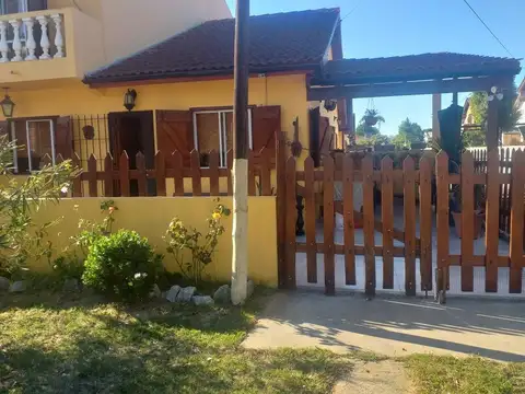 Duplex en venta - 3 dormitorios 2 baños - 95mts2- Mar Del Tuyu