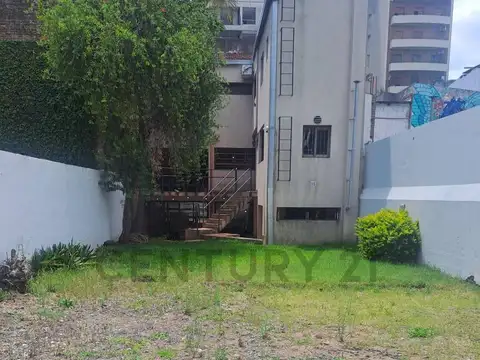 3 entre 38 y 39 , Piso 0