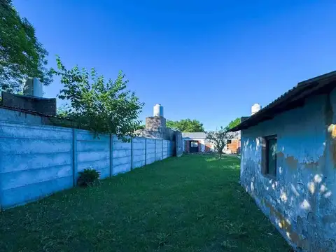 Casa 2 ambientes con 1 baño