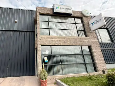 Alquiler Industrial - 3 naves + Oficinas y Terreno