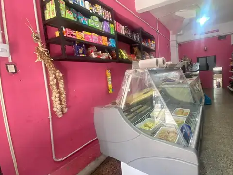 Local en Alquiler en Boca, $ 500.000
