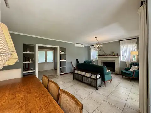 CASA EN VENTA 5 AMBIENTES EN LA LEGUA APTO CREDITO