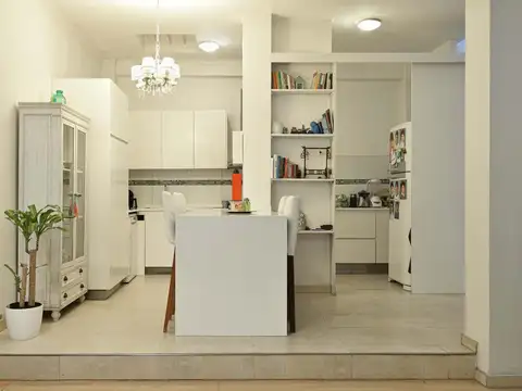 Casa 5 ambientes con 2 baños