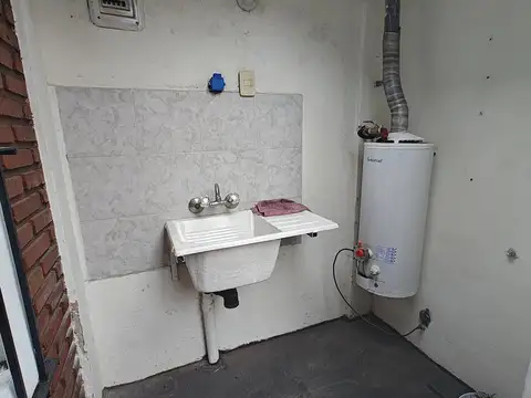 Depto Tipo Casa en Venta en Lomas del Mirador, USD 38.000