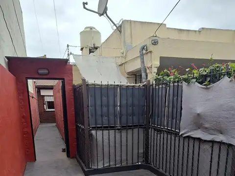 Depto Tipo Casa en Venta de 2 ambientes
