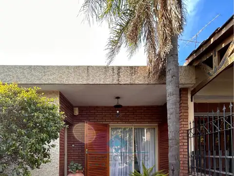 VENTA - CASA 3 DORM+GALPON – JESUS MARIA