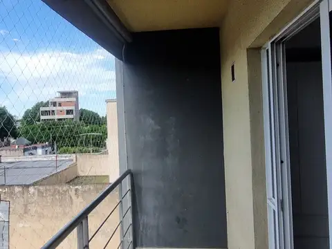 Avenida Rivadavia 10700, Piso 4