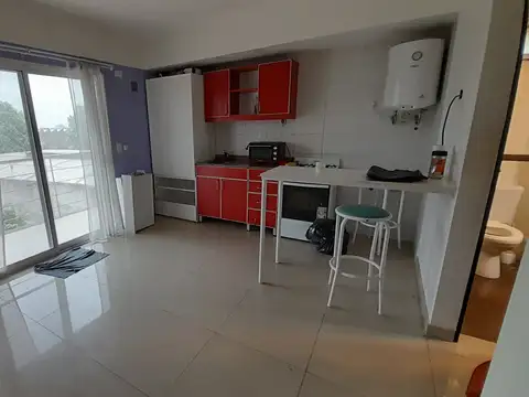 Monoambiente c/balcón Apto Prof.