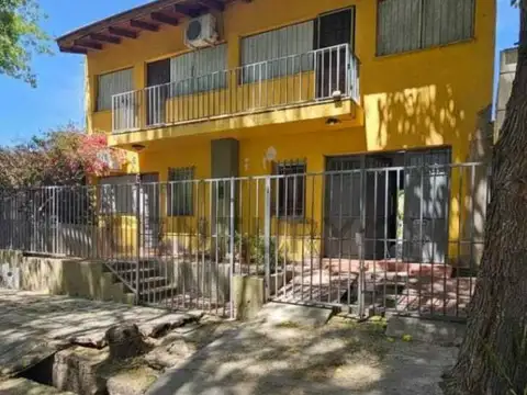 Casa en Calle Las Tipas – Las Heras (Barrio Reconquista) | 3 Dormitorios, Jardín con Pileta y Balcón