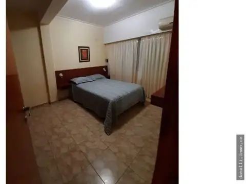 calle 14 1244 , Piso 1