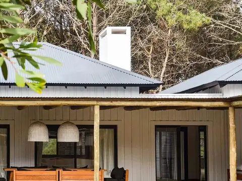 Casa en Alquiler Temporal con 2 cocheras