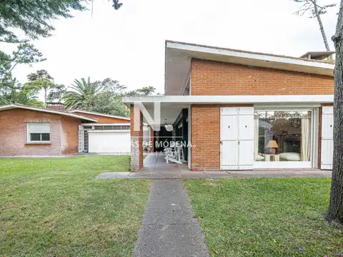 En venta casa en San Rafel de 4 dormitorios. 