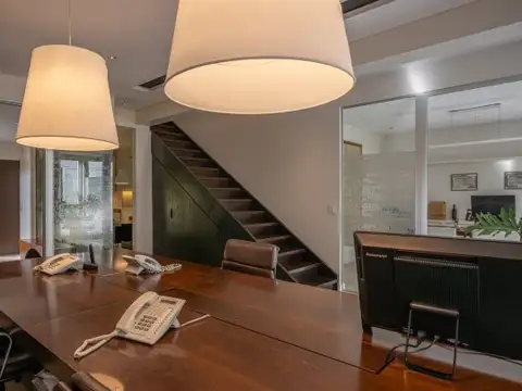 Espectacular Oficina Triplex en Bajo Belgrano