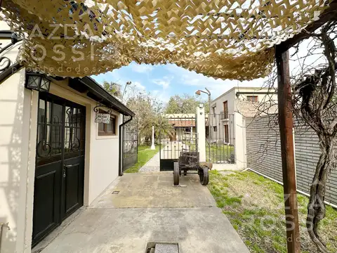 Casa 4 ambientes con 2 baños