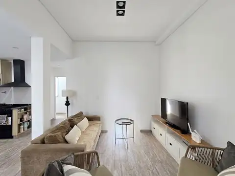 Depto Tipo Casa en Venta en Belgrano, USD 230.000