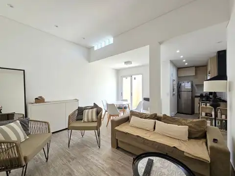 Depto Tipo Casa en Venta de 4 ambientes
