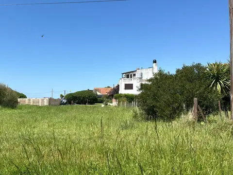 Terreno en Venta 15  mts Frente