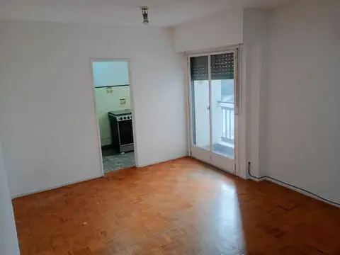 Avenida Paseo Colón 1300