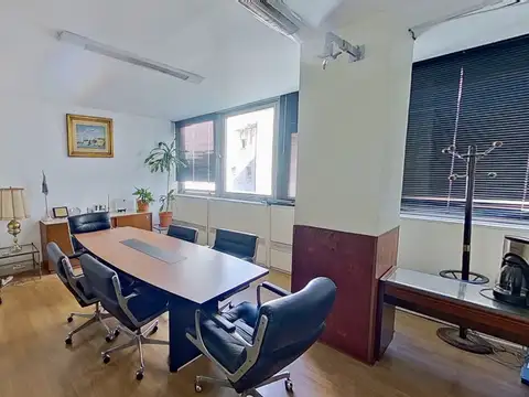 Oficina en Venta en Monserrat, USD 145.000