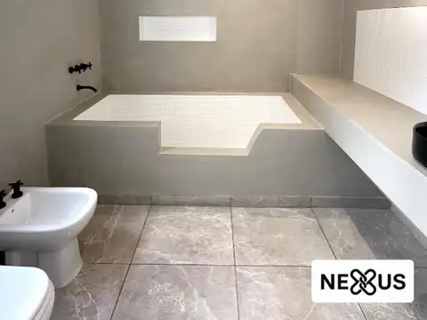 Casa 4 ambientes con 2 baños