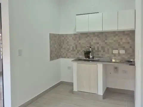 Depto Tipo Casa en Alquiler de 1 dormitorio