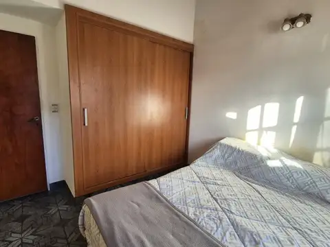 Casa 5 ambientes con 1 baño