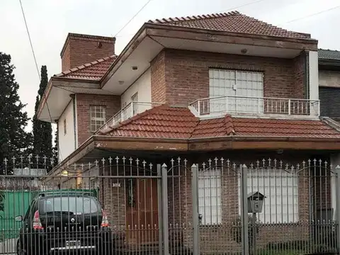 Chalet en Venta en Quilmes Oeste