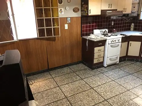 Depto Tipo Casa en Venta en Ciudadela, USD 90.000