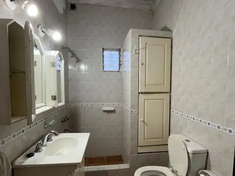 Casa en venta 4 ambientes en Castelar Norte