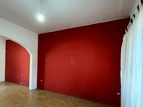 Casa en Venta en Castelar Norte, USD 95.000