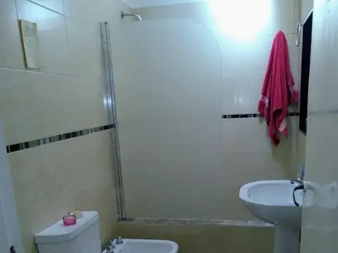 Depto Tipo Casa 4 ambientes con 1 baño