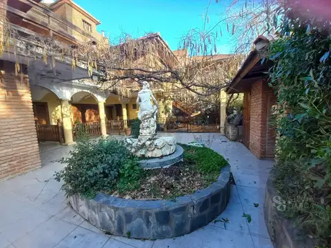Depto Tipo Casa en Venta 40 años