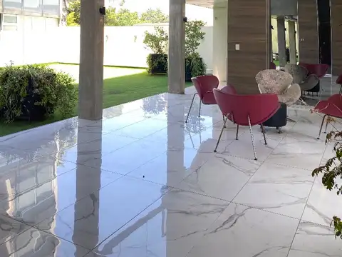 Córdoba 8600, Piso 2