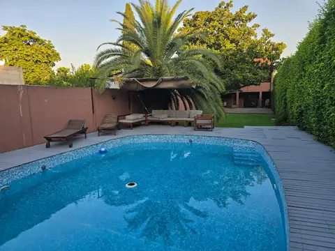 Casa en Venta en San Antonio de Padua 5 Ambientes