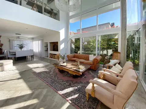 Casa en Alquiler Temporal en Santa Barbara, USD 3.500