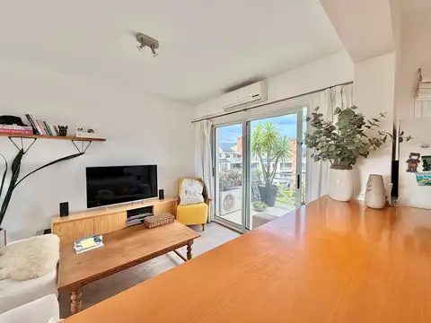 Departamento en Alquiler con 1 cocheras