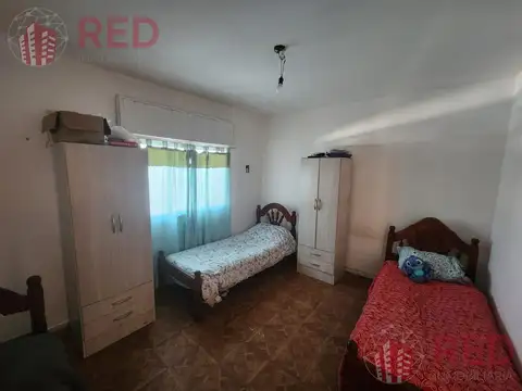 Casa 4 ambientes con 1 baño
