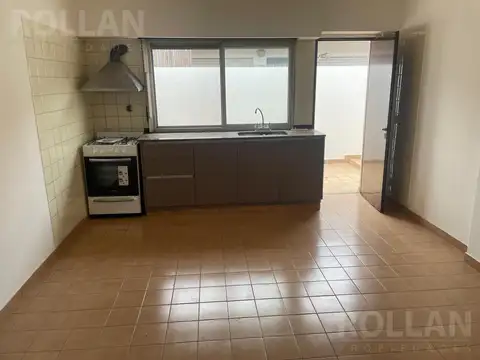 Depto Tipo Casa en Alquiler 40 años