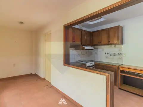 Apartamento de un dormitorio con patio en Alquiler