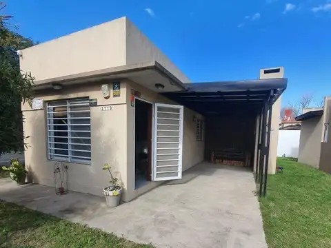 Avenida 4 3791 , Piso PB