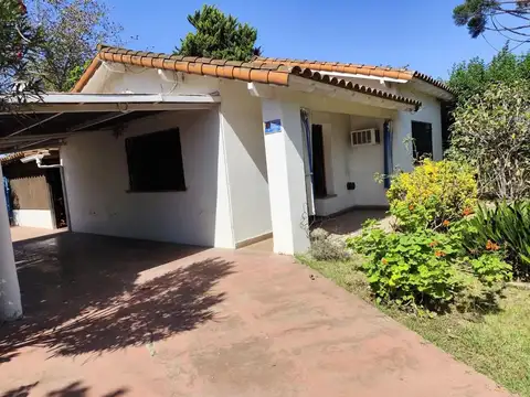 VENTA CASA DE 3 AMBIENTES PASO DEL REY MORENO