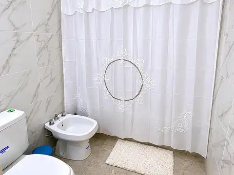 Venta/Permuta - Casa a estrenar 2 dormitorio - Centro, Roldán