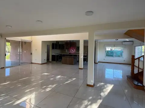 Casa  en Alquiler en Ayres Plaza, Pilar, G.B.A. Zona Norte