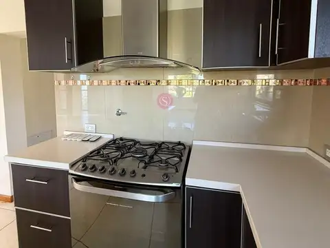 Casa en Alquiler de 4 dormitorios