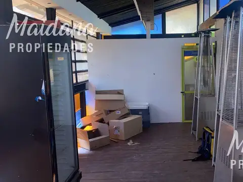Local en Alquiler en Belen de Escobar, $ 800.000