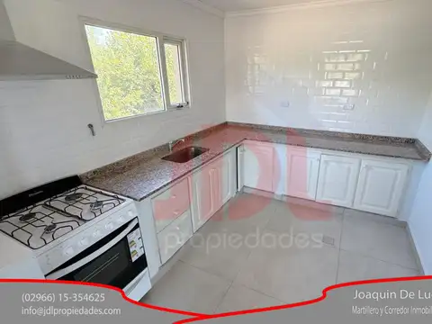 Casa 3 ambientes con 2 baños