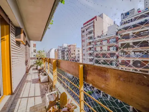 VENTA 4 AMB C/DEP FLORES-PISO COCHERA ALBERDI 2000