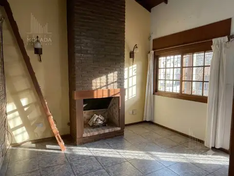 Casa 3 ambientes con 1 baño